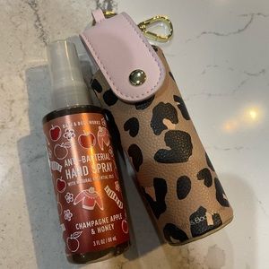 B&BW spray hand sanitizer & leopard case